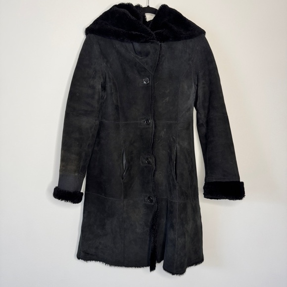 Danier Shearling Jacket Genuine Leather Black Coat Plush Knee Length Sz XS Flaws - Picture 1 of 16